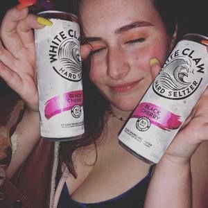 Meet your Posher, Shania